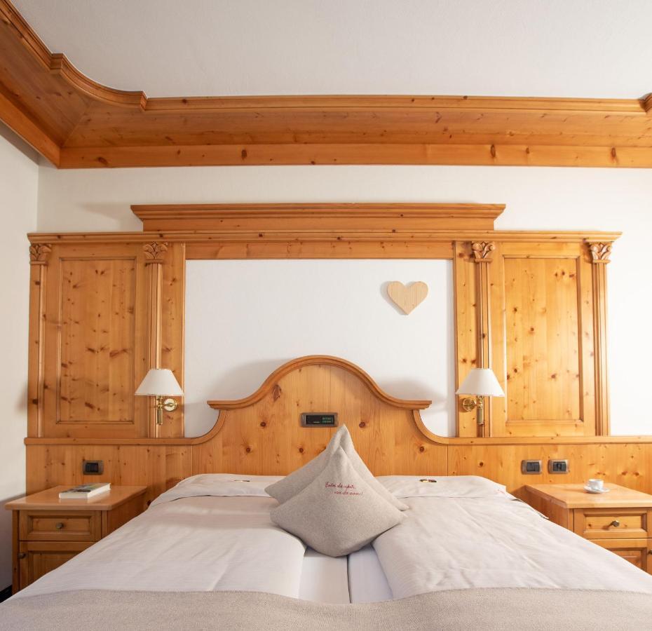 Hotel Galli Лівіньо Екстер'єр фото
