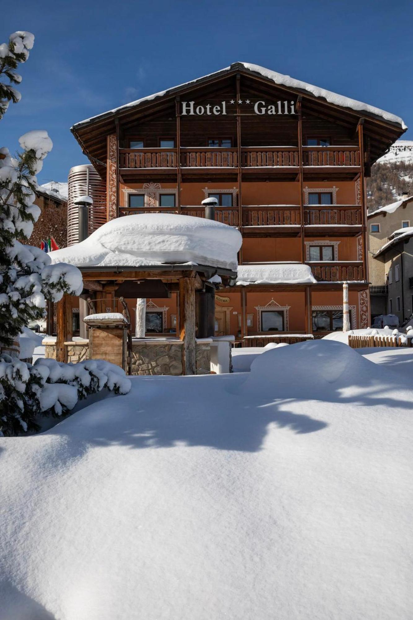 Hotel Galli Лівіньо Екстер'єр фото