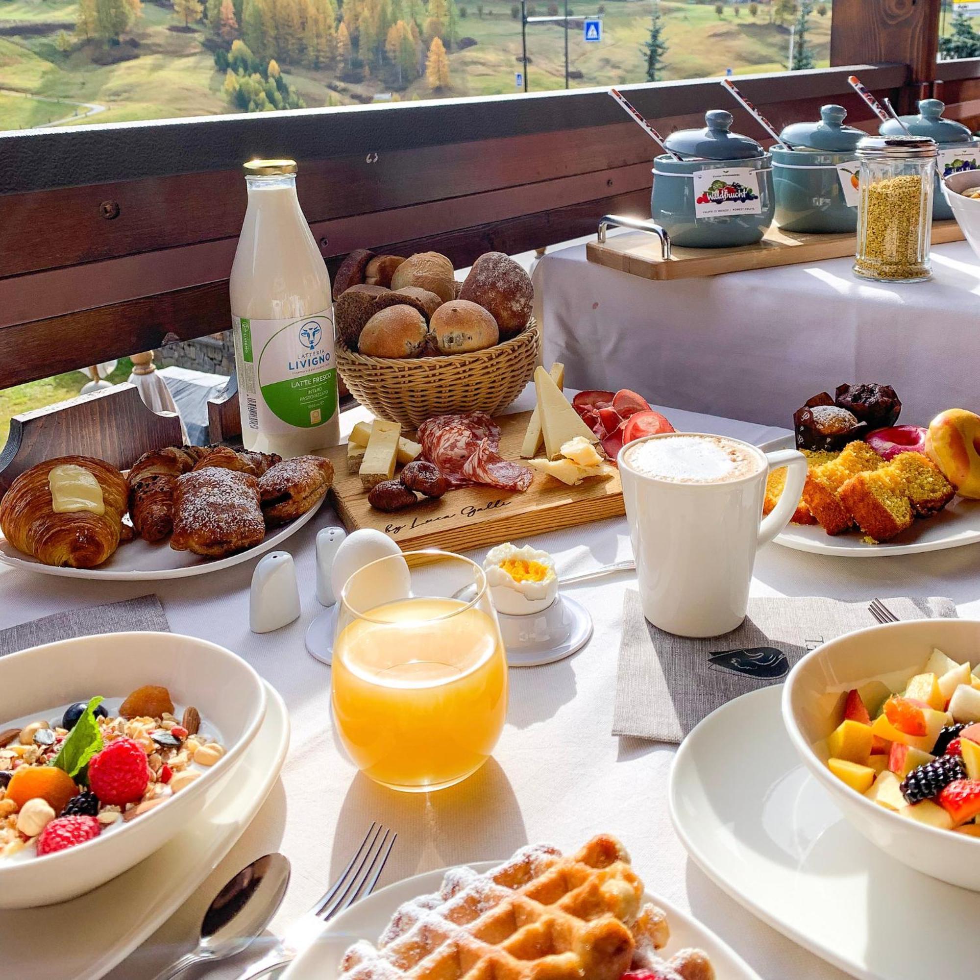 Hotel Galli Лівіньо Екстер'єр фото