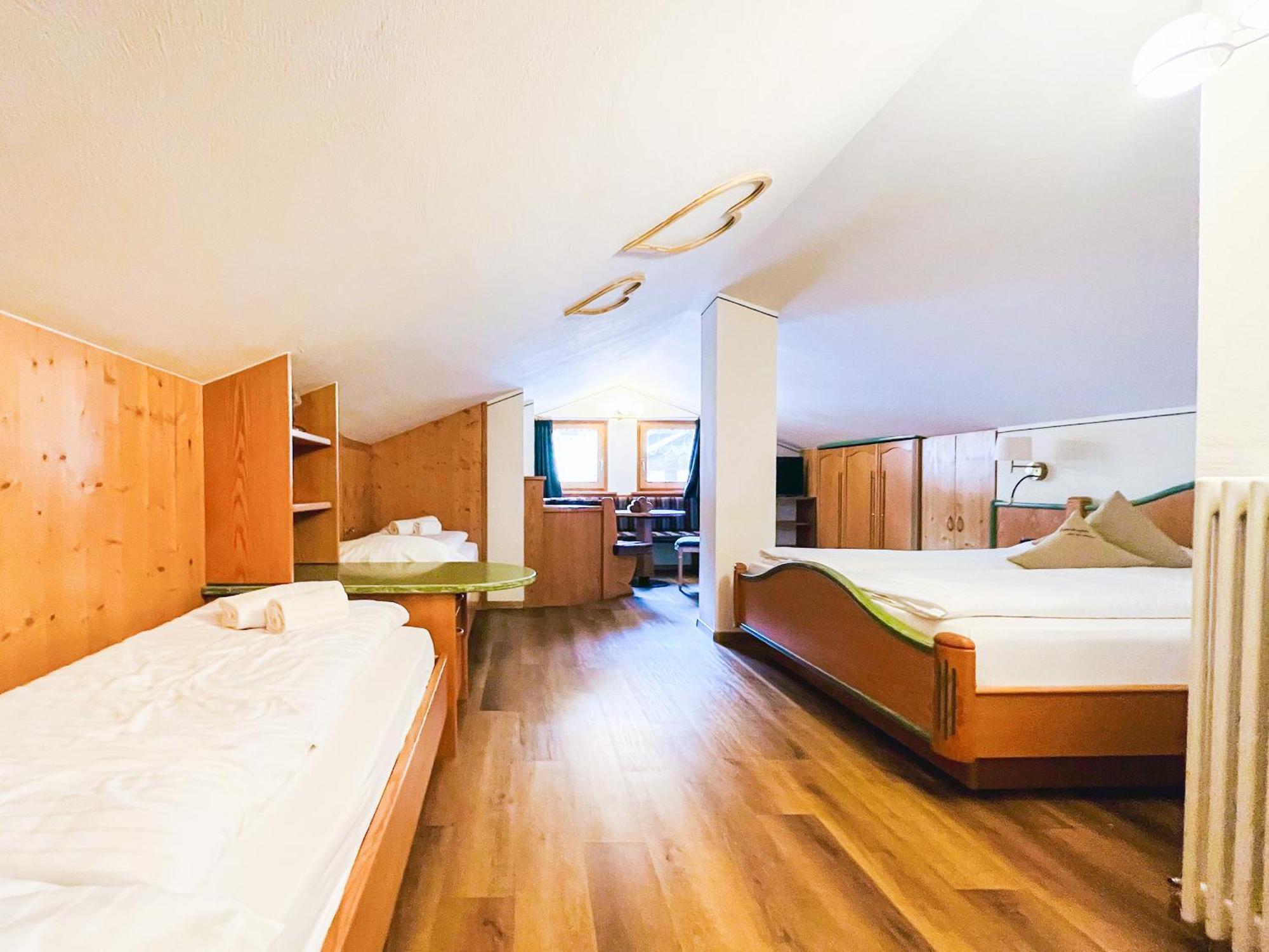 Hotel Galli Лівіньо Екстер'єр фото