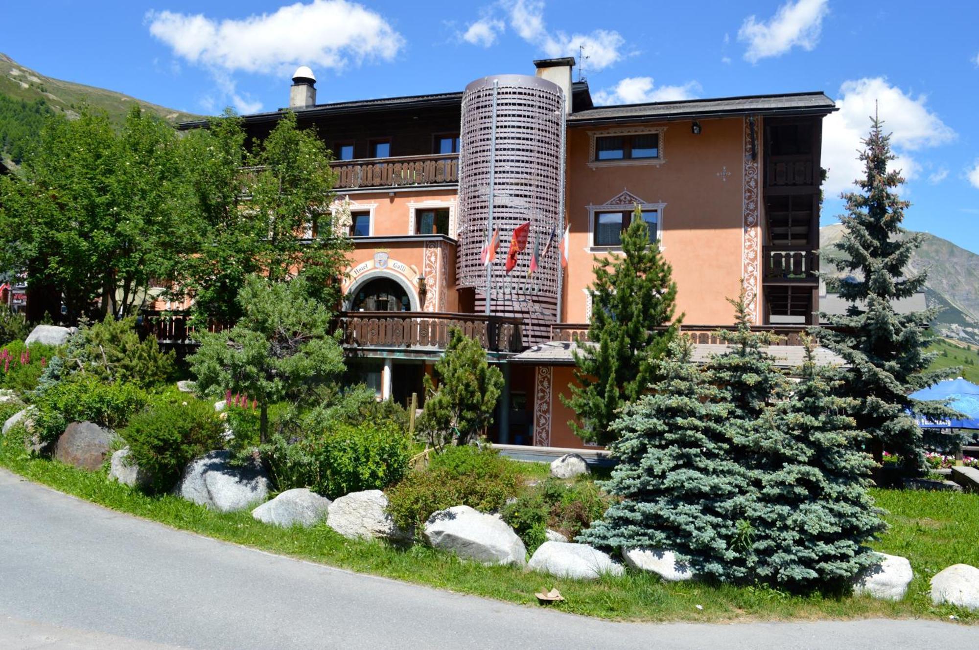 Hotel Galli Лівіньо Екстер'єр фото